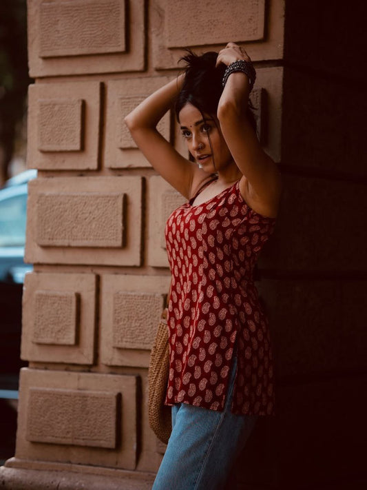 ALIA DEEP BACK SHORT KURTI